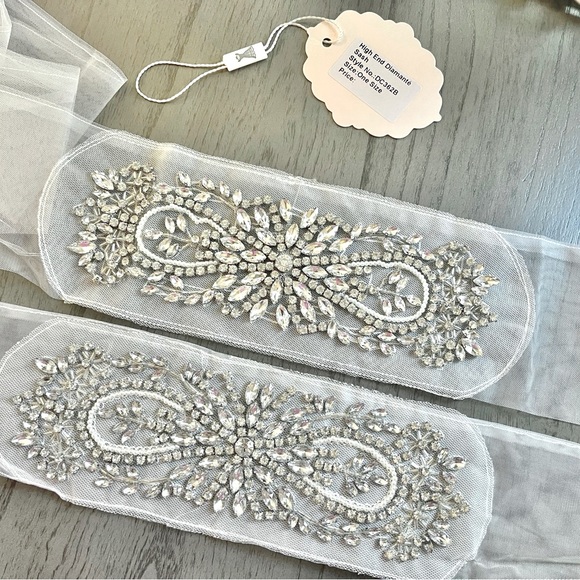 Dollcake Highend Diamanté Sash - Picture 1 of 4